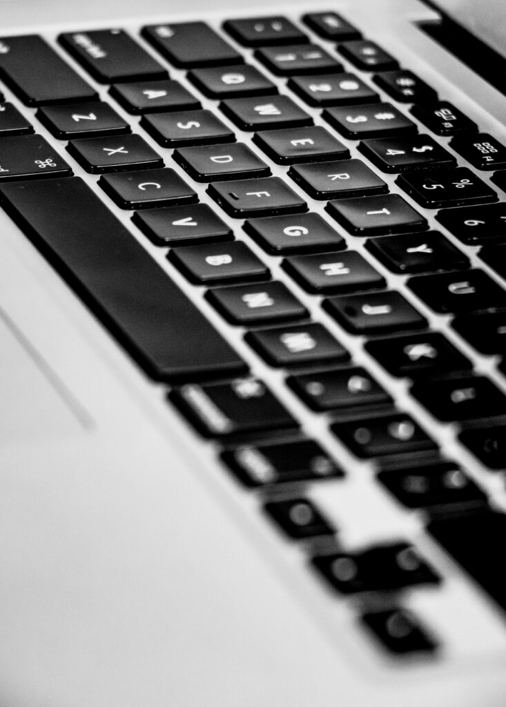 Docker ejecutando tests de Playwright en contenedor para QA Automation con entorno reproducible