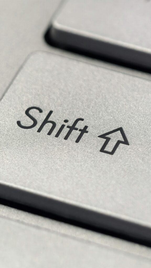 Automatización de formularios web con Playwright y Python usando fill select check y set_input_files